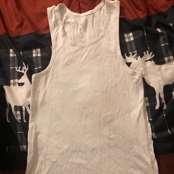 Tank - Picture 1 of 2